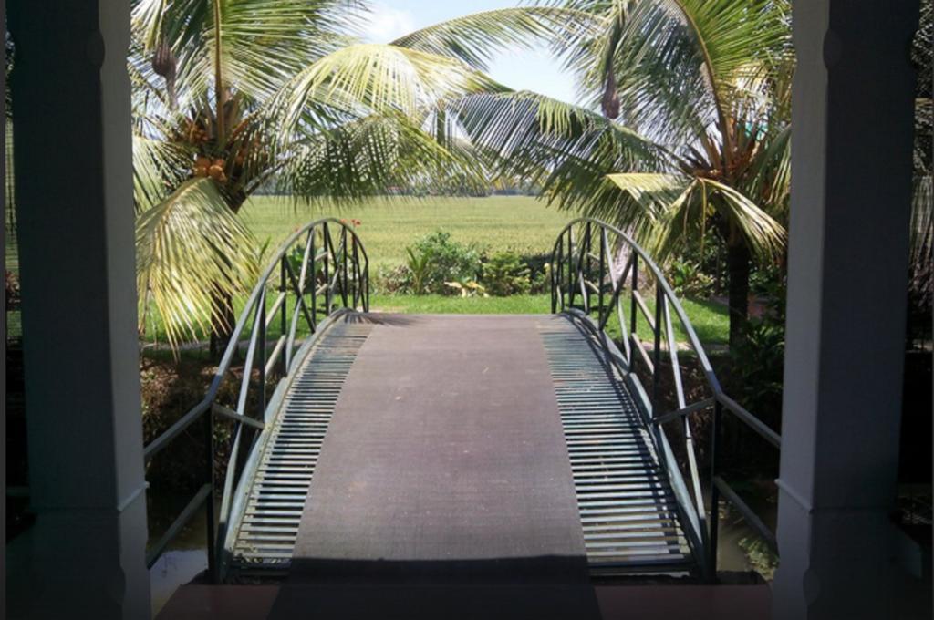 Riverine Resort Alappuzha Экстерьер фото