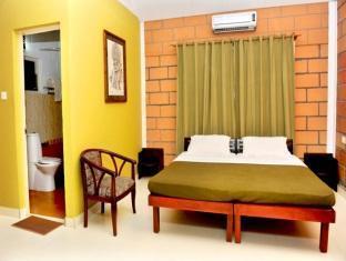 Riverine Resort Alappuzha Экстерьер фото
